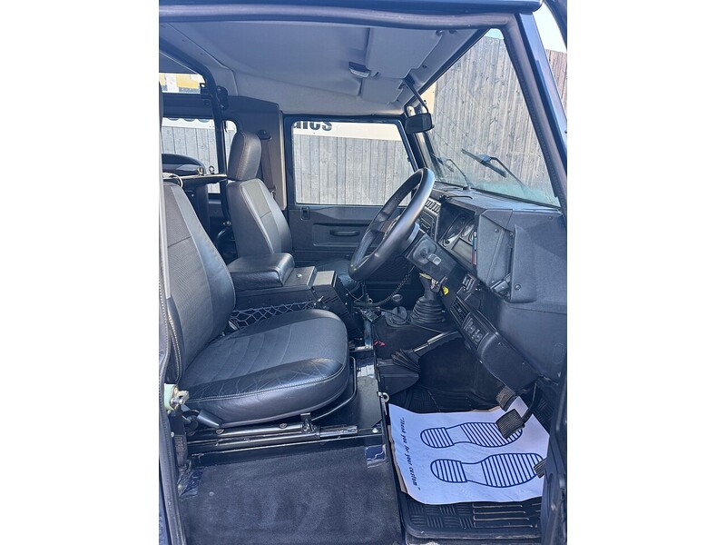 Used Land Rover Defender 2006 for sale - 76845870: Photo 3