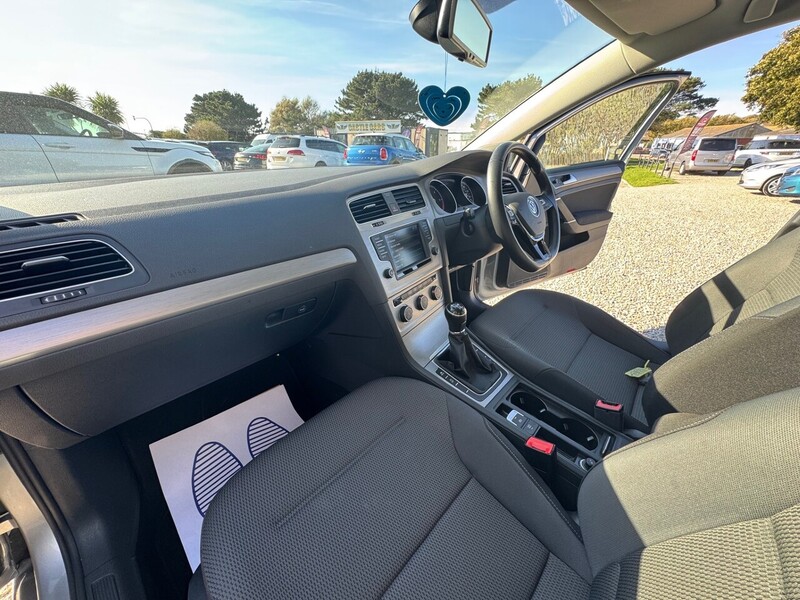 Used Volkswagen Golf 2015 for sale - 76320117: Photo 17