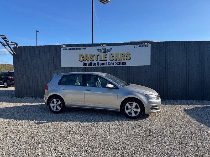 Used Volkswagen Golf 2015 for sale - 76320117: Photo 2