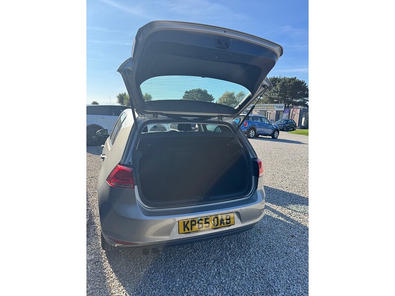 Used Volkswagen Golf 2015 for sale - 76320117: Photo 21