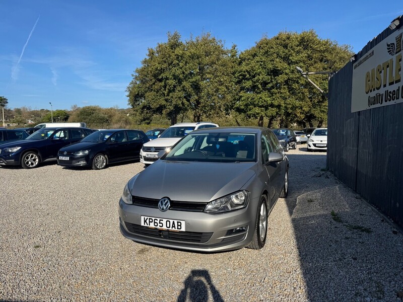 Used Volkswagen Golf 2015 for sale - 76320117: Photo 9