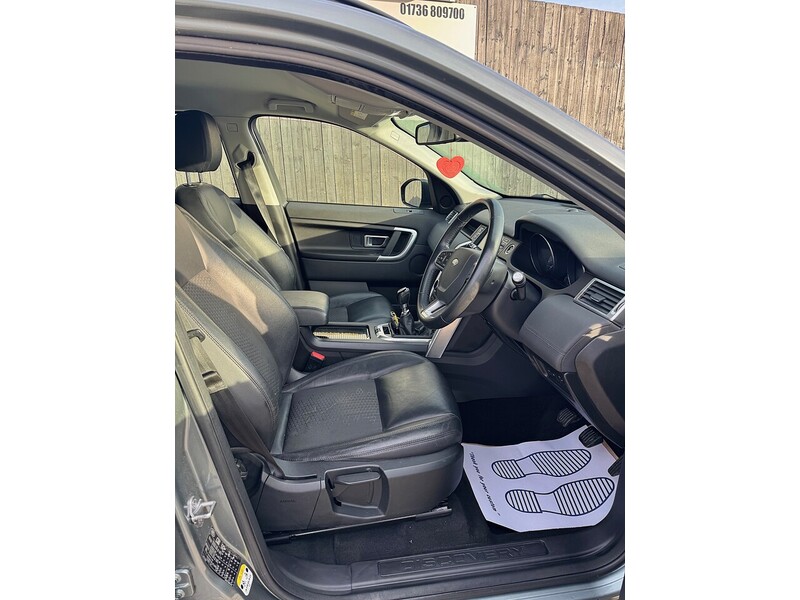 Used Land Rover Discovery Sport 2015 for sale - 76986558: Photo 3