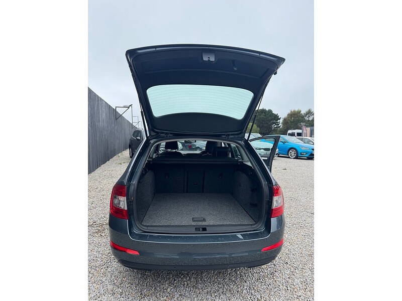Used Skoda Octavia 2015 for sale - 76605295: Photo 21