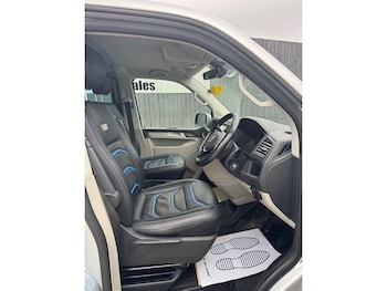 Used Volkswagen Transporter 2017 for sale - 76170177: Photo
