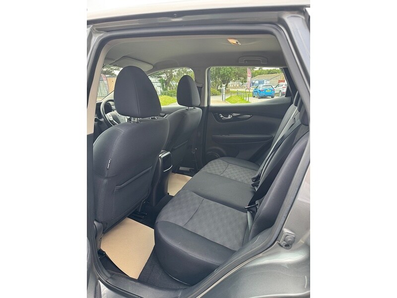 Used Nissan Qashqai 2016 for sale - 76605282: Photo 12