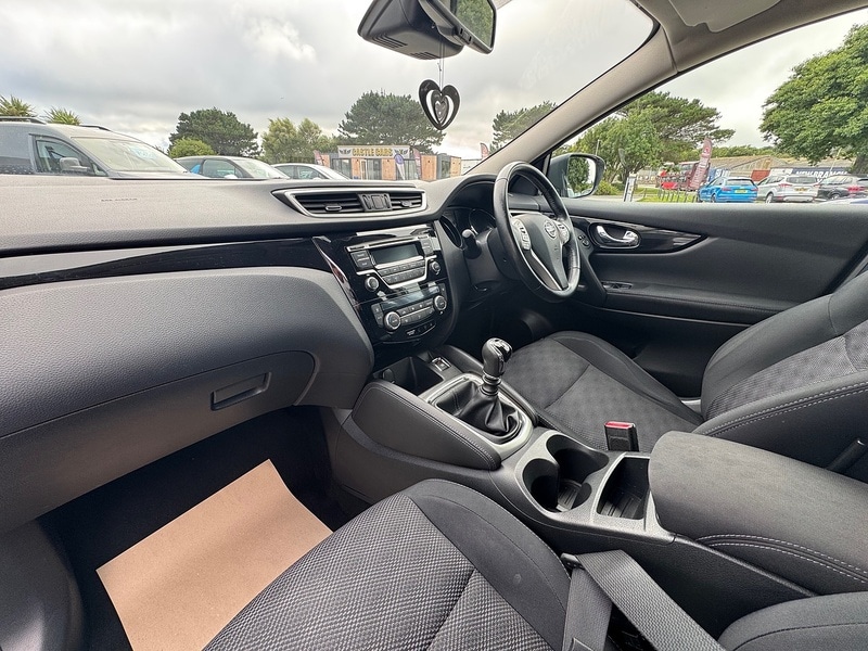 Used Nissan Qashqai 2016 for sale - 76605282: Photo 16