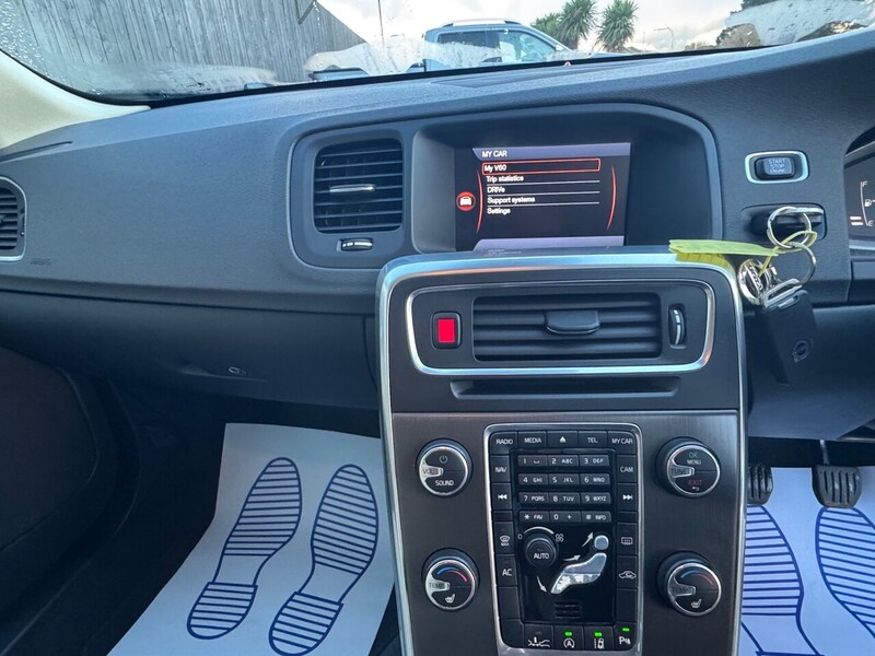 Used Volvo V60 for sale - 76829469: Photo 13