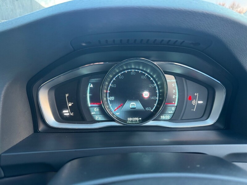 Used Volvo V60 for sale - 76829469: Photo 16