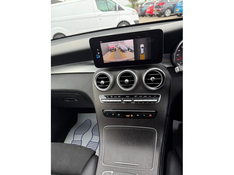 Used Mercedes-Benz GLC 2019 for sale - 77313809: Photo 18