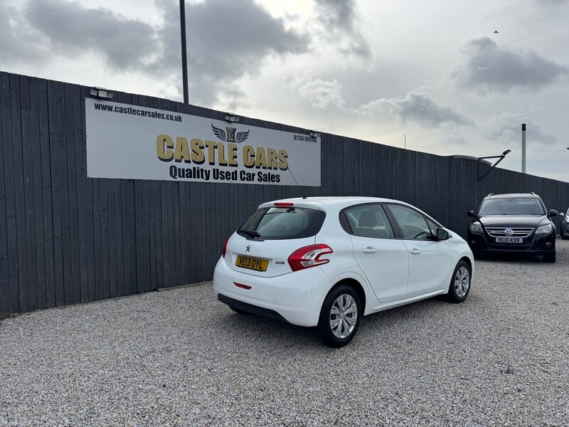 Used Peugeot 208 2013 for sale - 76605298: Photo 24
