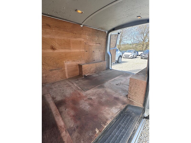 Used Volkswagen Transporter 2017 for sale - 78016614: Photo 16