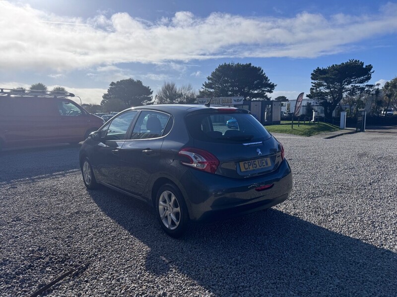 Used Peugeot 208 2015 for sale - 77437848: Photo 12