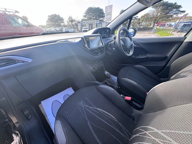 Used Peugeot 208 2015 for sale - 77437848: Photo 19