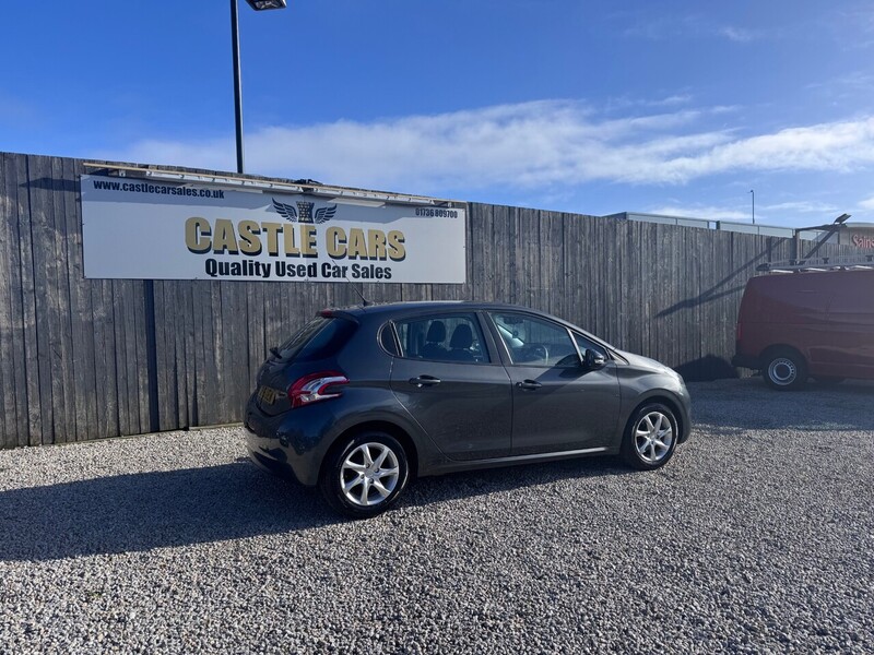 Used Peugeot 208 2015 for sale - 77437848: Photo 23