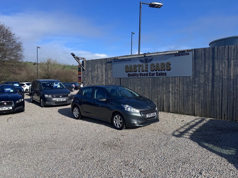 Used Peugeot 208 2015 for sale - 77437848: Photo 24