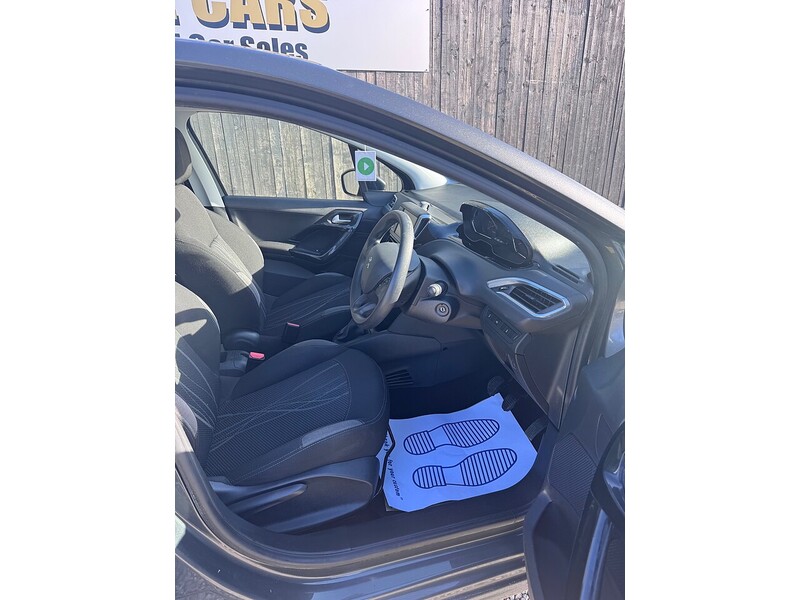 Used Peugeot 208 2015 for sale - 77437848: Photo 3