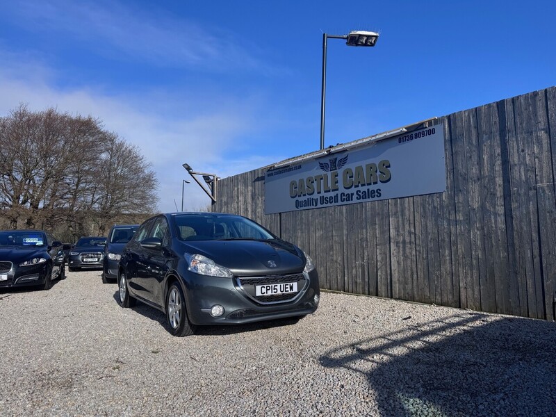 Used Peugeot 208 2015 for sale - 77437848: Photo 6