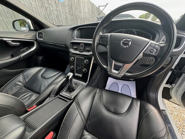 Used Volvo V40 2016 for sale - 76245550: Photo 10