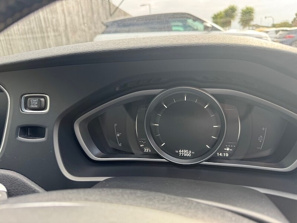 Used Volvo V40 2016 for sale - 76245550: Photo 18