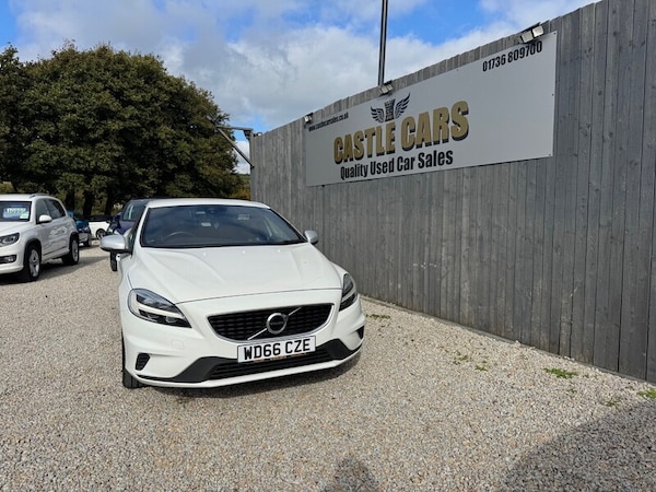 Used Volvo V40 2016 for sale - 76245550: Photo 6