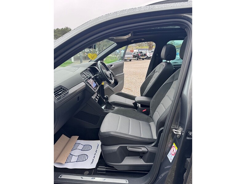 Used Volkswagen Tiguan 2019 for sale - 77765942: Photo 16