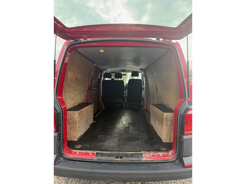 Used Volkswagen Transporter 2016 for sale - 77200881: Photo 12