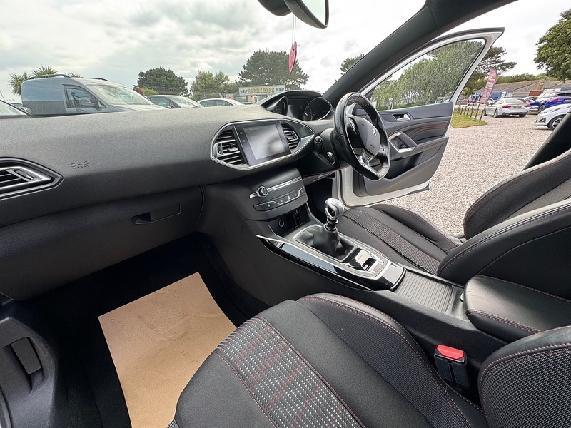 Used Peugeot 308 2016 for sale - 76605285: Photo 17