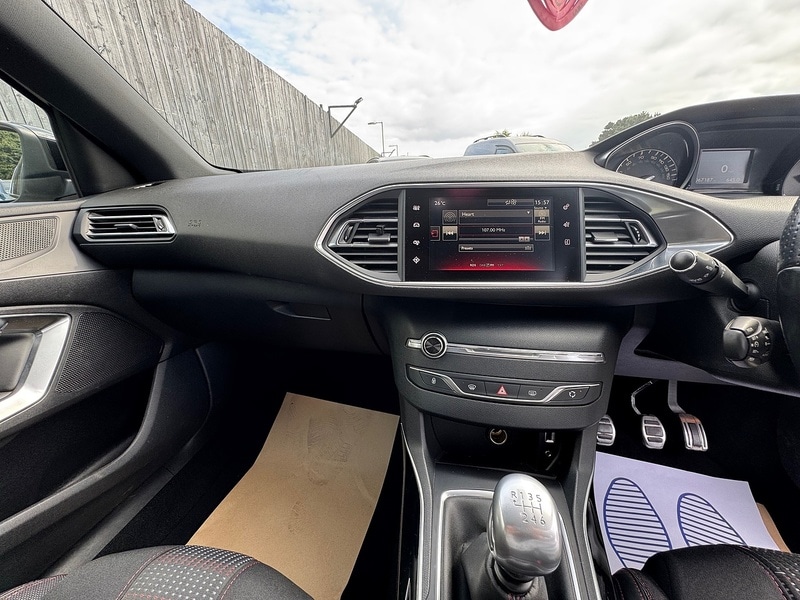 Used Peugeot 308 2016 for sale - 76605285: Photo 20