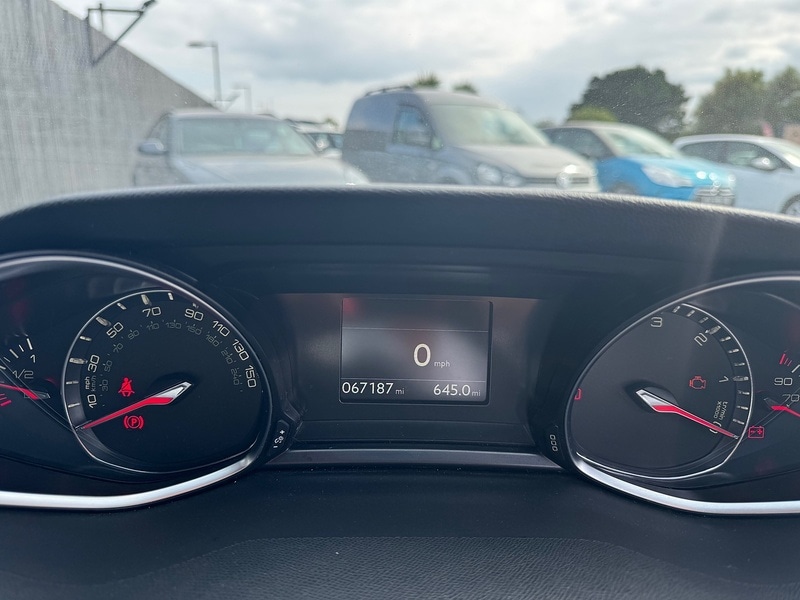 Used Peugeot 308 2016 for sale - 76605285: Photo 21