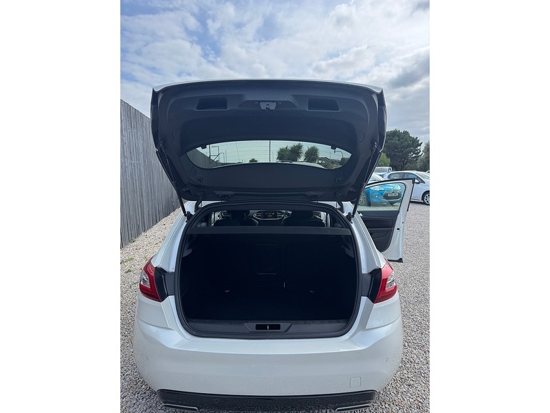 Used Peugeot 308 2016 for sale - 76605285: Photo 23