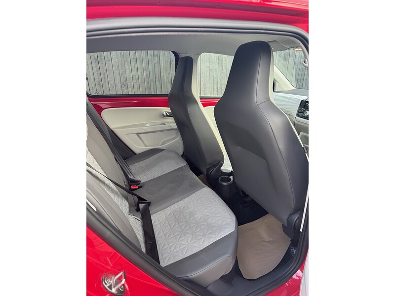 Used Volkswagen up! 2017 for sale - 76407108: Photo 15