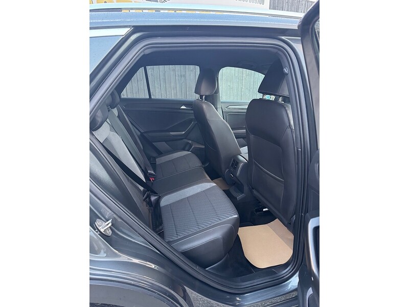 Used Volkswagen T-Roc 2021 for sale - 76784541: Photo 15