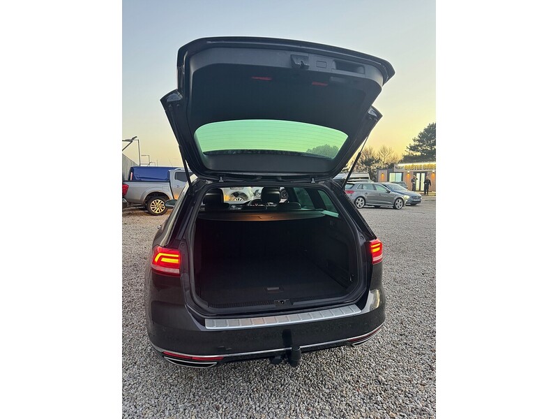 Used Volkswagen Passat 2018 for sale - 76910718: Photo 24