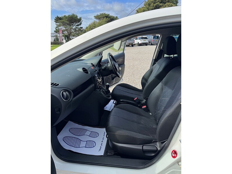 Used Mazda Mazda2 2013 for sale - 77086539: Photo 15