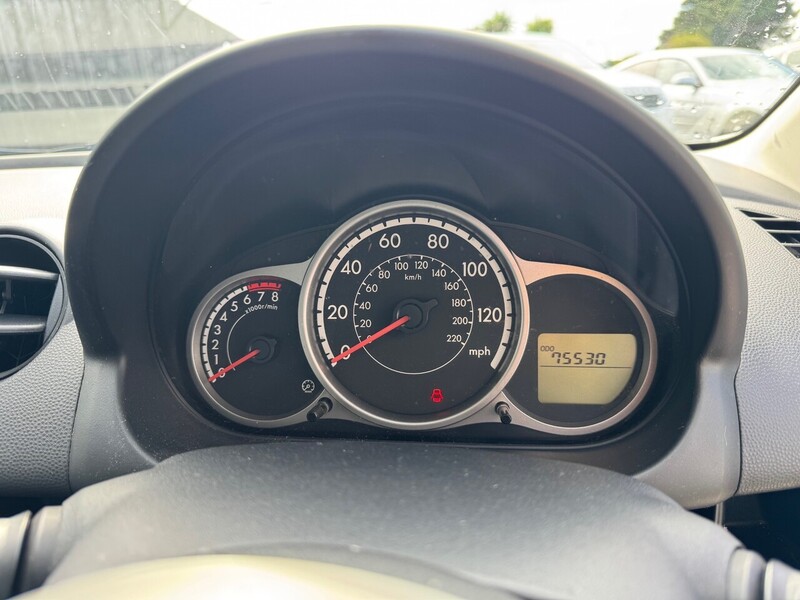 Used Mazda Mazda2 2013 for sale - 77086539: Photo 19