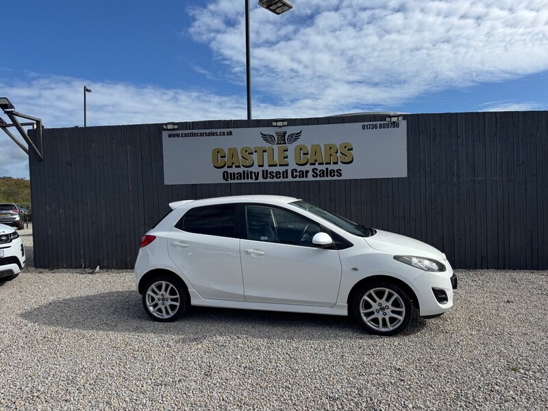 Used Mazda Mazda2 2013 for sale - 77086539: Photo 2