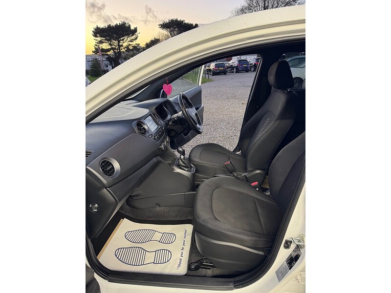 Used Hyundai i10 2019 for sale - 77062105: Photo 12