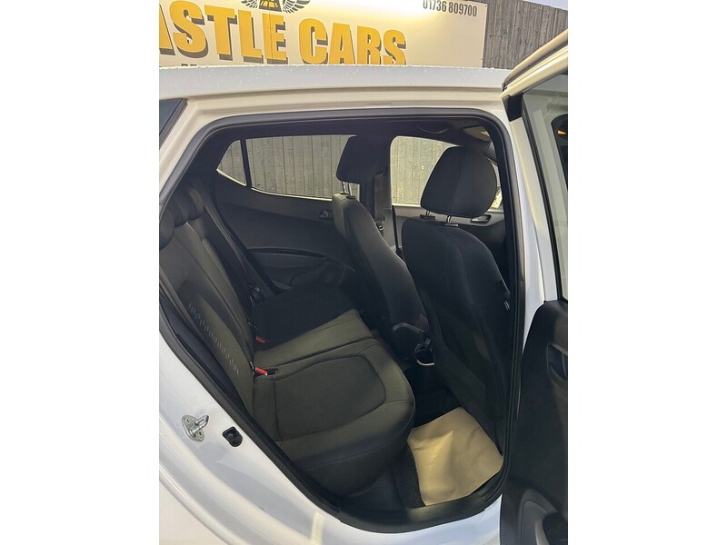 Used Hyundai i10 2019 for sale - 77062105: Photo 15