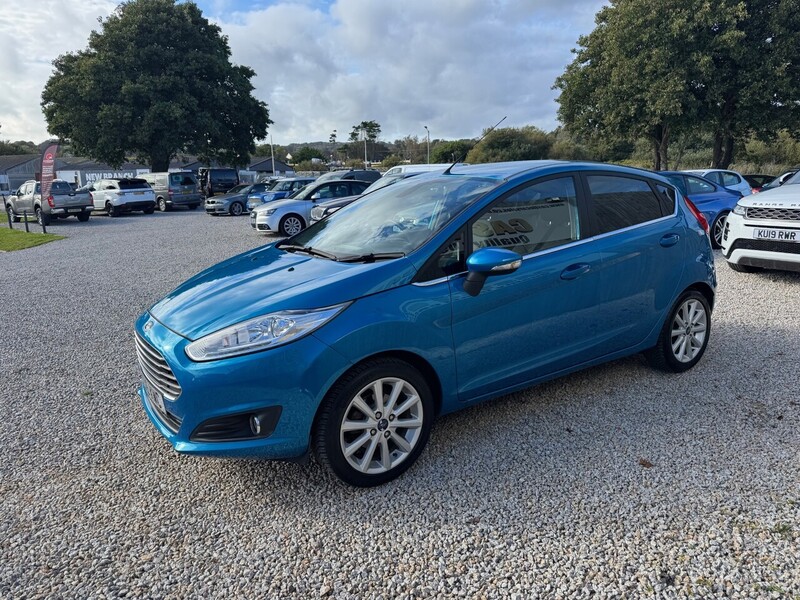 Used Ford Fiesta 2015 for sale - 76605300: Photo 11