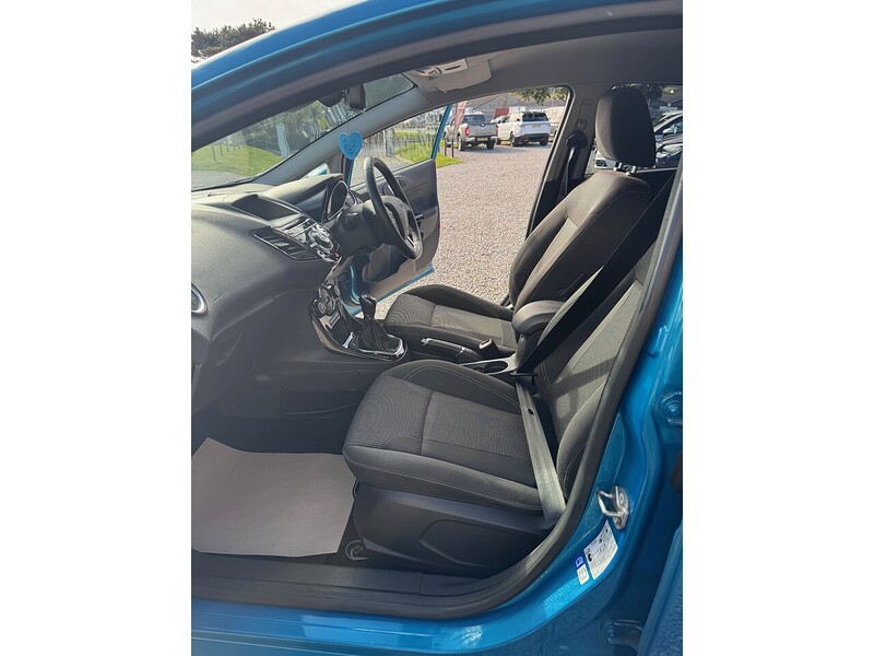 Used Ford Fiesta 2015 for sale - 76605300: Photo 13