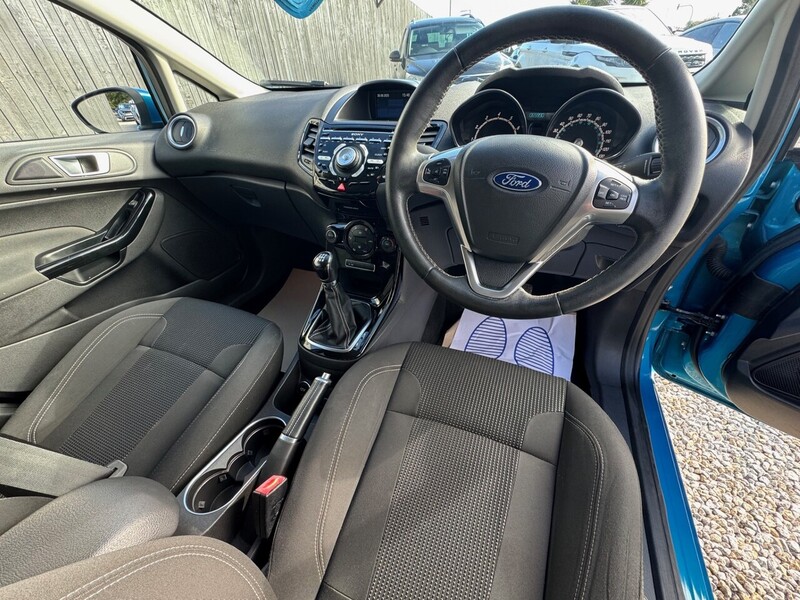 Used Ford Fiesta 2015 for sale - 76605300: Photo 20