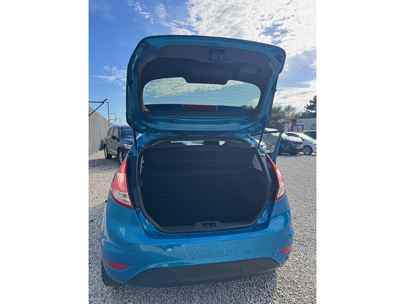 Used Ford Fiesta 2015 for sale - 76605300: Photo 21