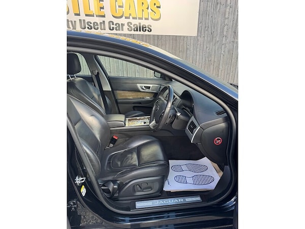 Used Jaguar XF 2015 for sale - 76148389: Photo 3