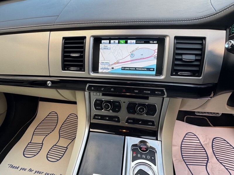 Used Jaguar XF 2014 for sale - 76784382: Photo 18