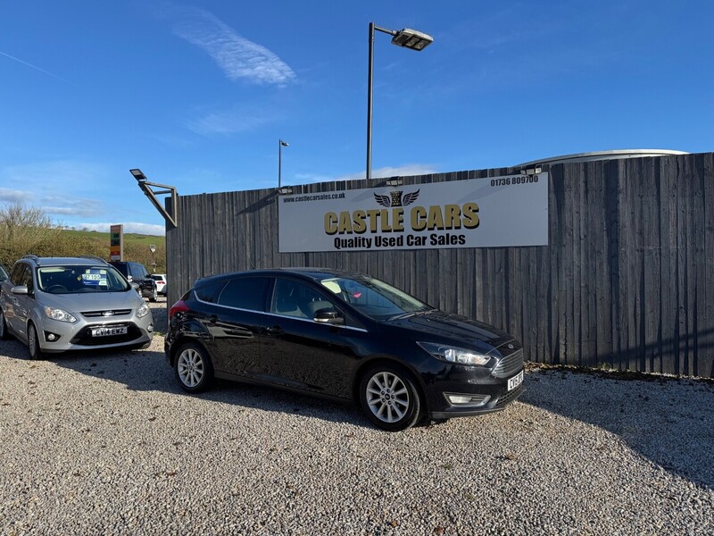 Used Ford Focus 2015 for sale - 76663641: Photo 1