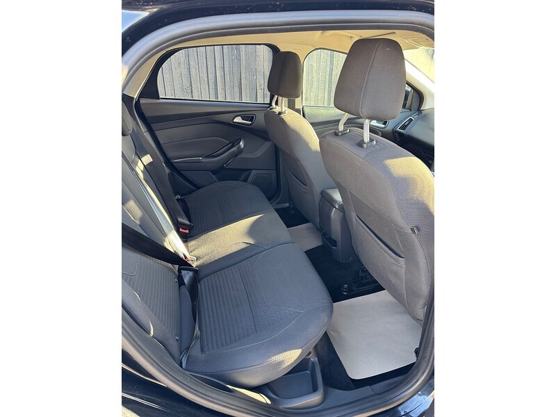 Used Ford Focus 2015 for sale - 76663641: Photo 12