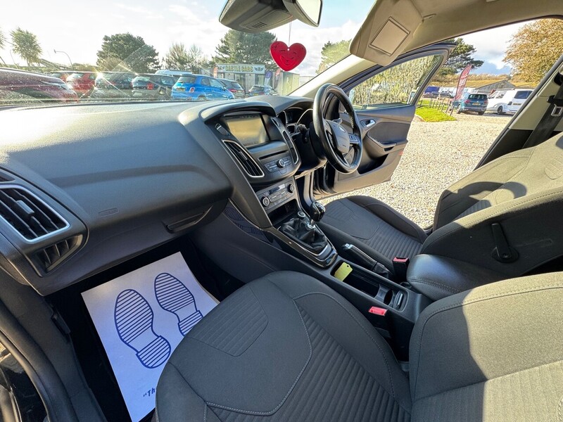 Used Ford Focus 2015 for sale - 76663641: Photo 16