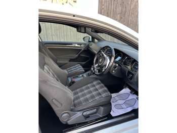 Used Volkswagen Golf 2016 for sale - 74833378: Photo