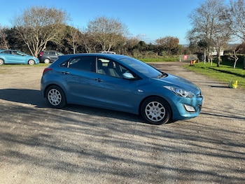 2012 (62) - 1.6 CRDi Blue Drive Classic 5dr