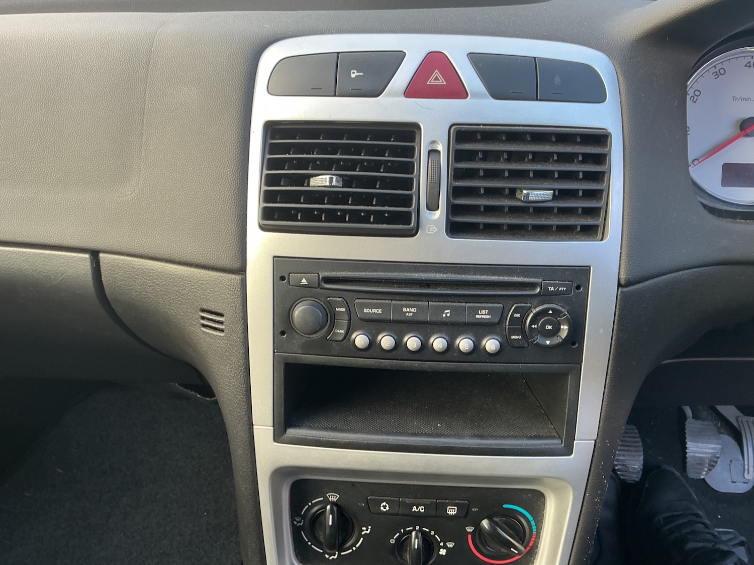 Used Peugeot 307 2007 for sale - 77423609: Photo 14